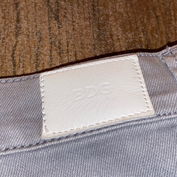 Urban Outfitters Light Grey Denim (never worn) - Picture 4 of 4